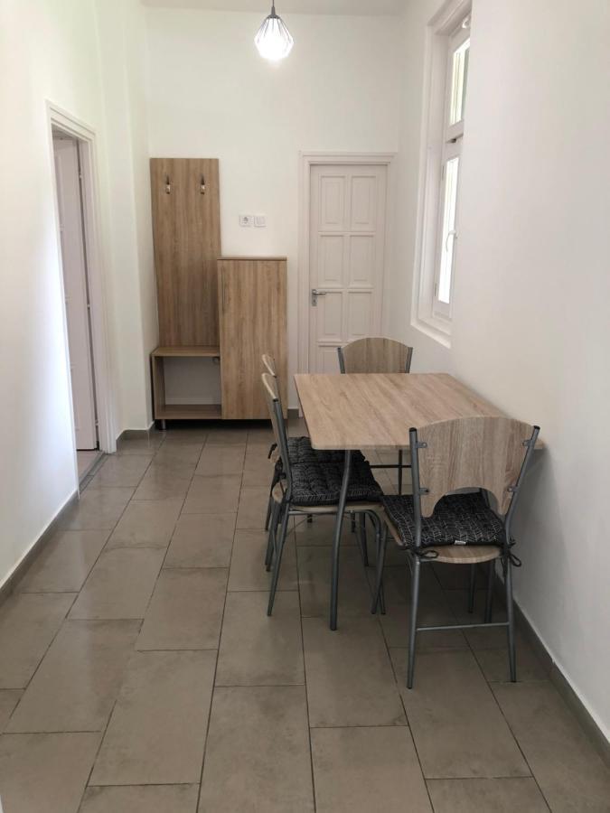 Tisza-Kert Apartmanok Tiszafured Exterior photo